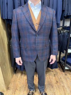 ロロピアーナの生地でお仕立て頂きました。の画像