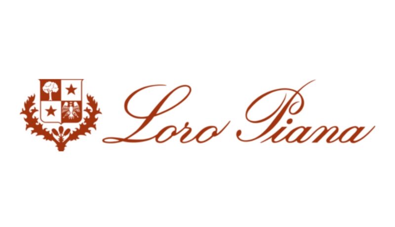 さすが！と感嘆せざるを得ない光沢と発色が特徴のロロピアーナで最高級のオーダーをのアイキャッチ画像