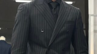 スタッフのスーツをご紹介！の画像