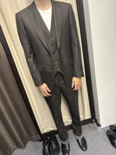 お仕事でも大人気！！ブラウンシャドーストライプ！！の画像