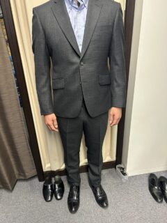 グレンチェックで秋冬を感じさせる一着！！の画像