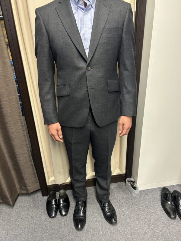 グレンチェックで秋冬を感じさせる一着！！のアイキャッチ画像