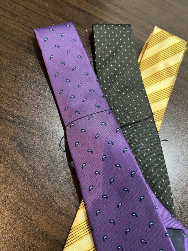 カラーネクタイの色合わせ　２👔のアイキャッチ画像