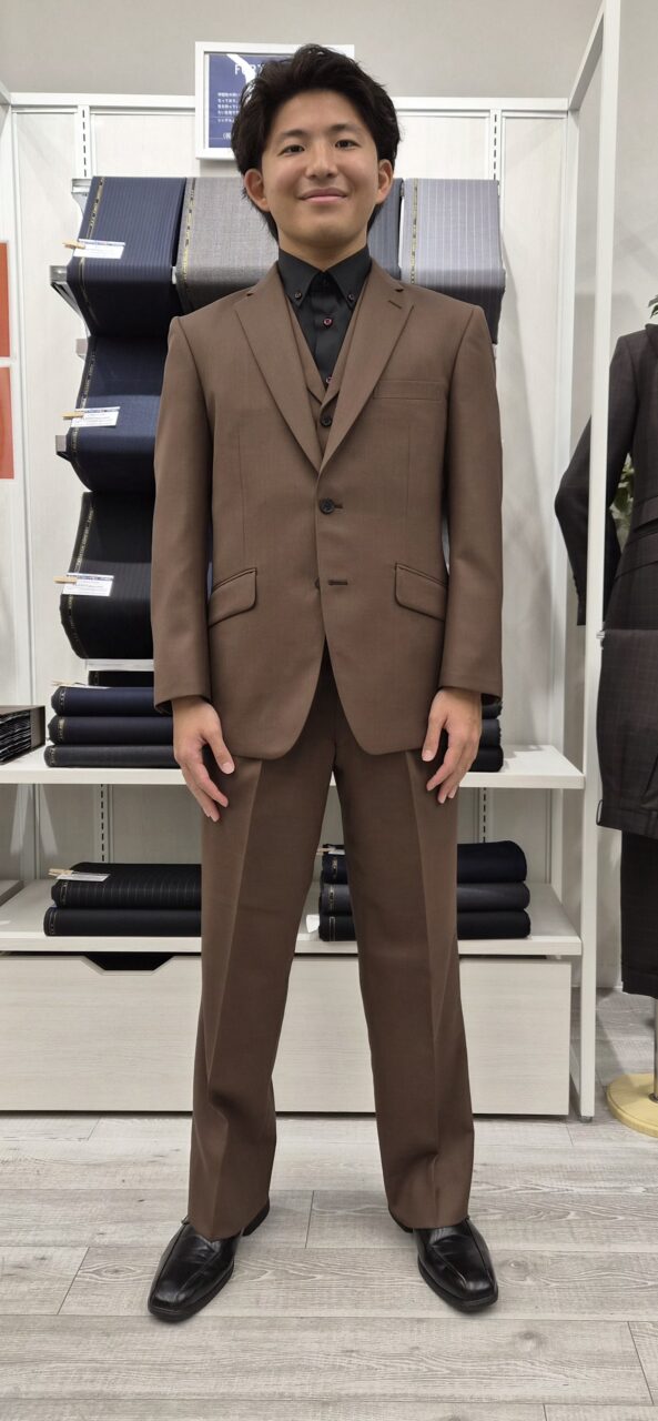 451 ドーメル 裏地総柄 セットアップスーツ ブラウン ストライプ 451 ドーメル 裏地総柄 セットアップスーツ ブラウン ストライプ
