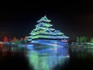 国宝 松本城天守 プロジェクションマピング開催中の画像