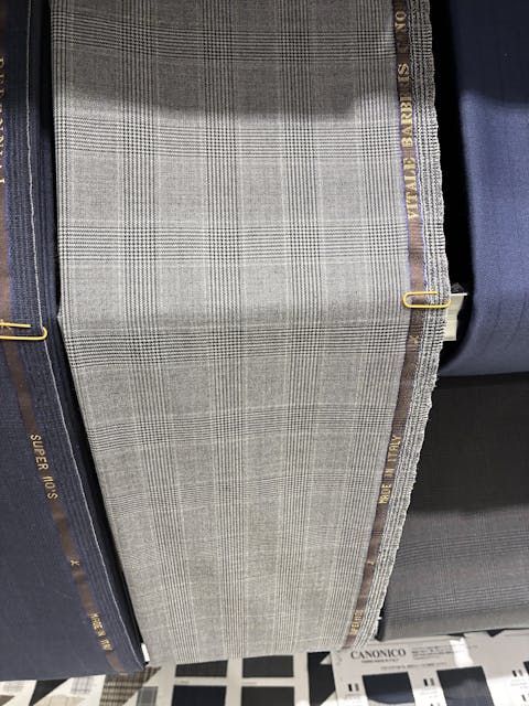 生地紹介カノニコライトグレーグレンチェックのアイキャッチ画像