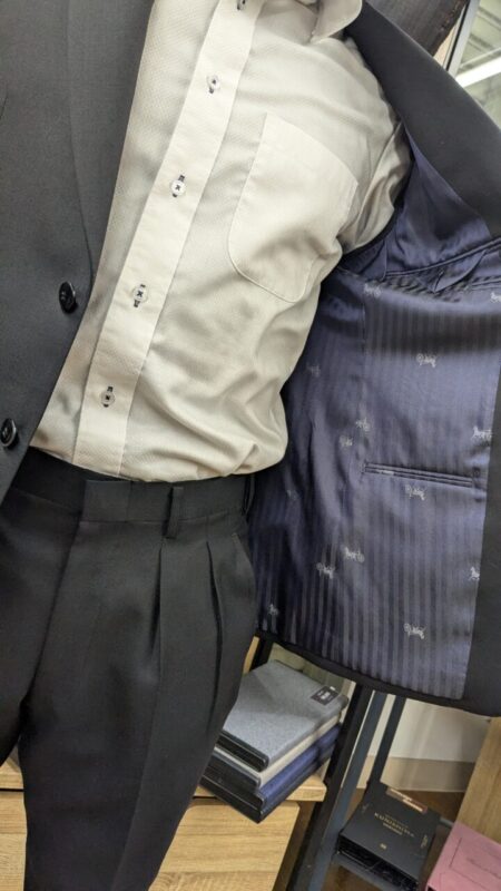 黒の静寂＋蒼の馬車＝夜の物語…のアイキャッチ画像