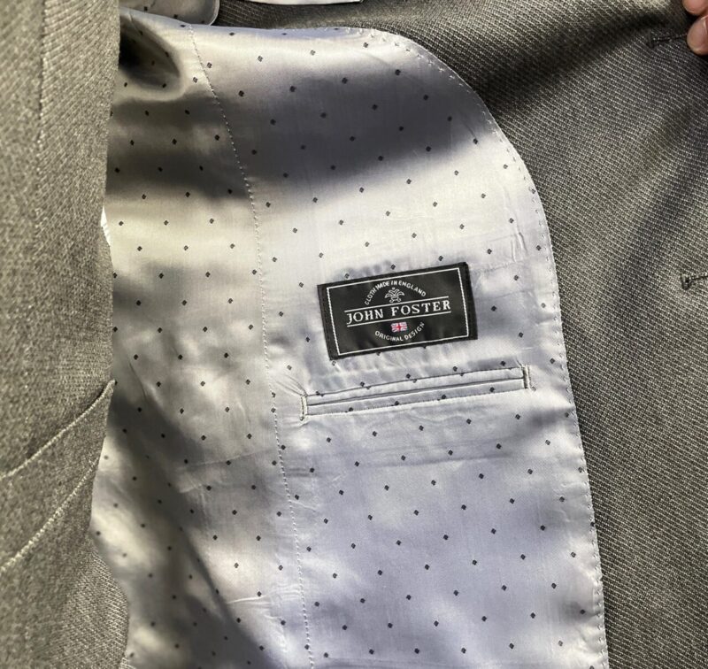 グレー系・イングランド輸入生地「JOHN FOSTER社」Wool100%素材&ドット柄裏地のアイキャッチ画像