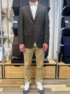 オンオフ兼用のグレンチェック柄ジャケットの画像