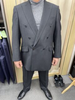 品格を纏う、ダブル。の画像