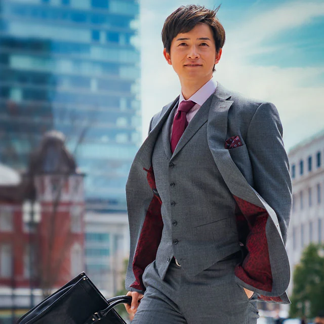 スーツのクリーニング頻度はどれくらいが正解？のアイキャッチ画像