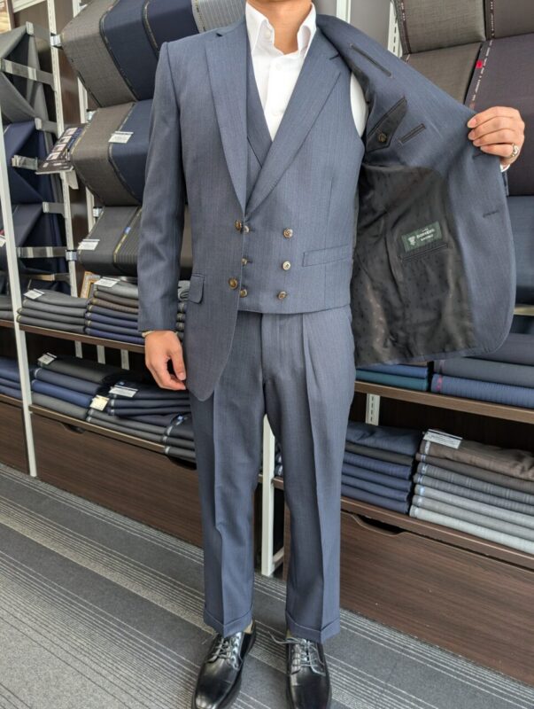 英国生地の風合いが醸し出す紳士の装いのアイキャッチ画像