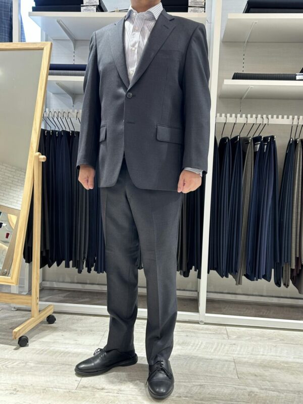 グレースーツのアイキャッチ画像