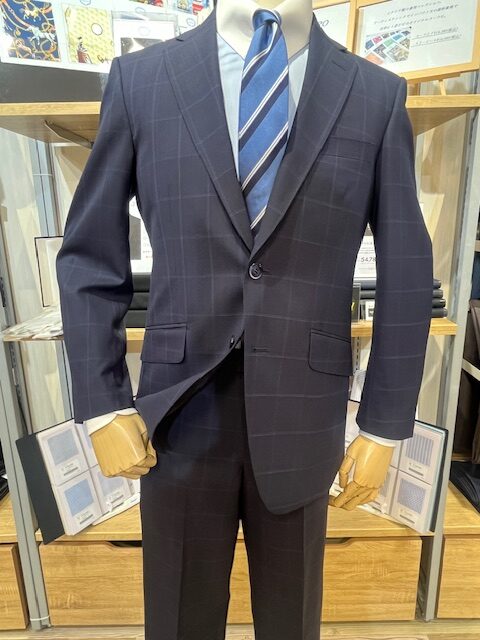 サンプルスーツ紹介【ALBINO TORELLO VIERA】のアイキャッチ画像