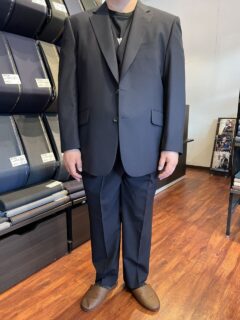 スリーピーススーツなら入学式もビジネスも兼用で着回しできる優等生！！の画像