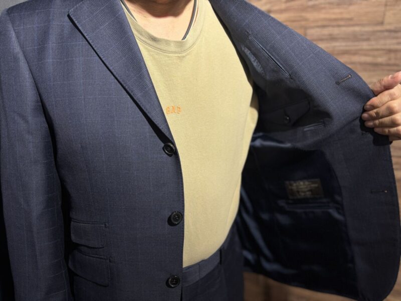 イタリアの老舗ブランドを杉下右京スタイルで、、、のアイキャッチ画像