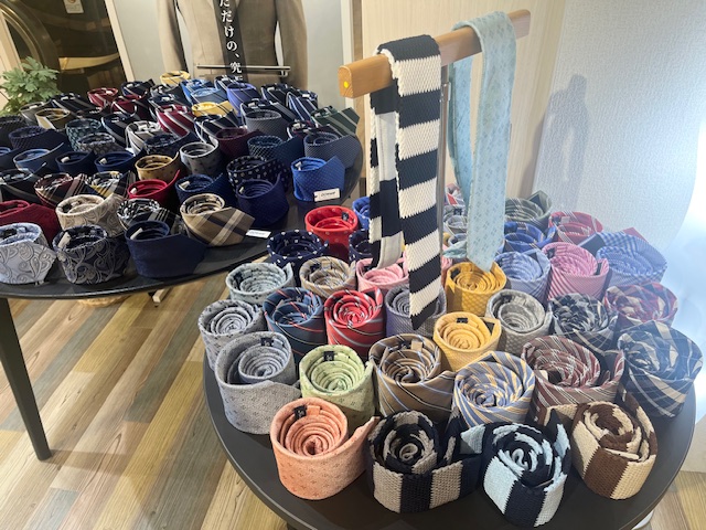 新作ネクタイ入荷のアイキャッチ画像