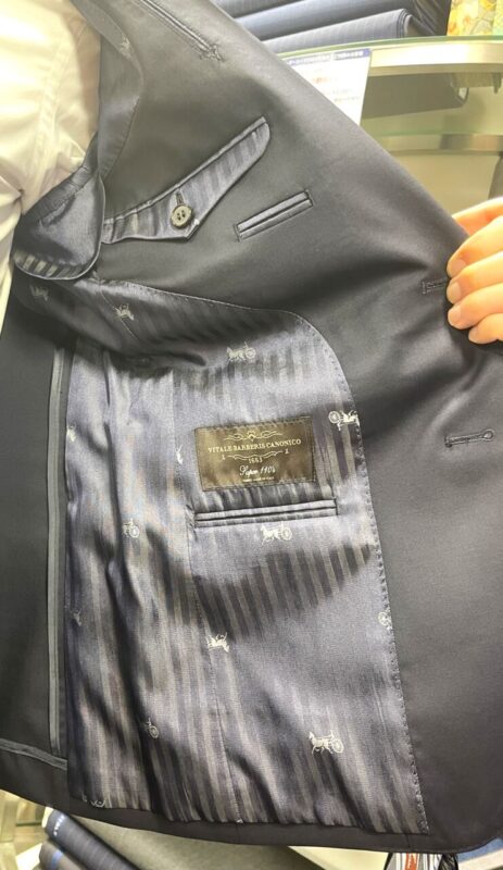 紺系・イタリア輸入生地「CANONICO社」Wool100%素材&馬車柄裏地のアイキャッチ画像