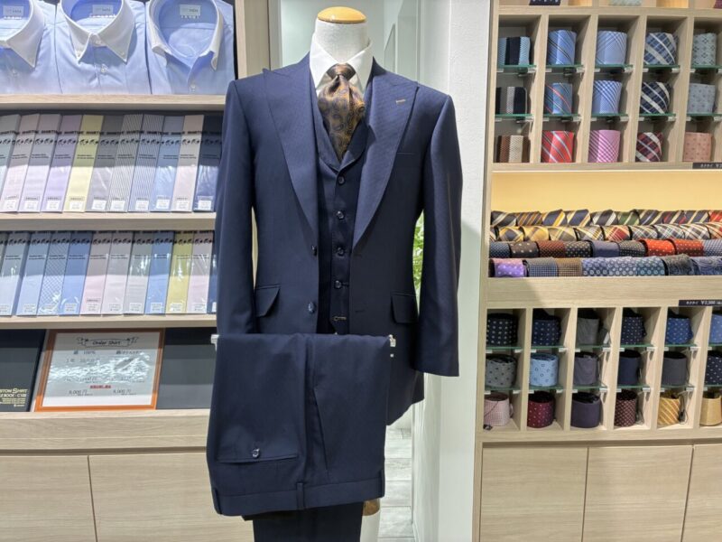 マネキンスーツが新しくなりました！②のアイキャッチ画像