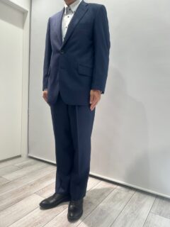 季節感と実用性を両立した、頼れる一着の画像