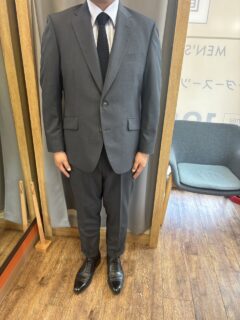 グレー/無地の生地でお仕立て頂きました。の画像