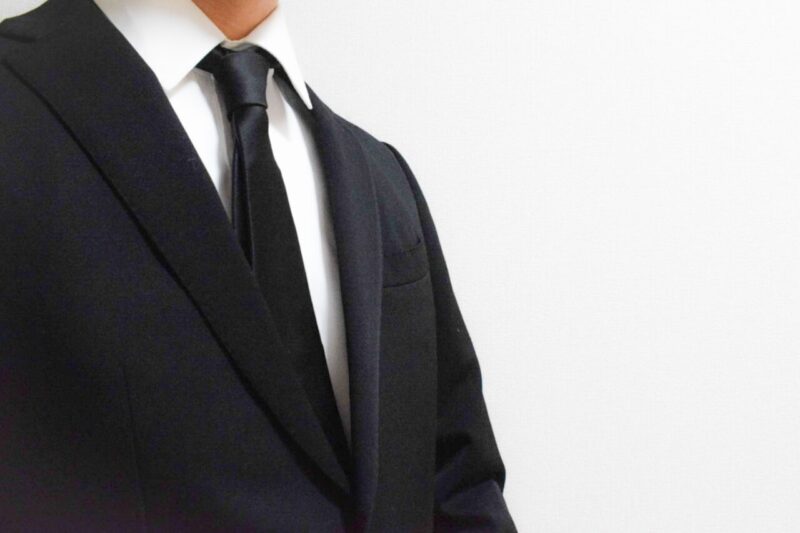礼服とは？種類・選び方・冠婚葬祭シーン別マナー完全ガイドのアイキャッチ画像