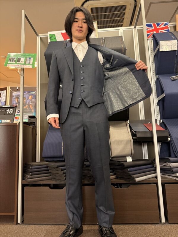 光沢がありお洒落感あふれるチェック柄生地のアイキャッチ画像