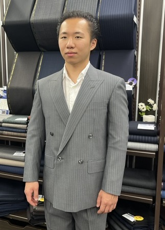 ダブル仕立てながらも、柔らかく。のアイキャッチ画像