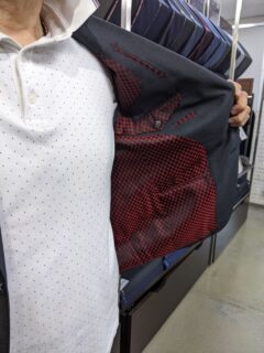 ハイグレード仕立て・グレー系・WOOI　30％素材＆市松柄裏地の画像