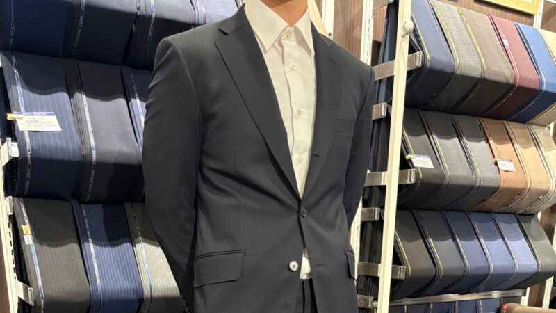 【3season】紺　シャドーストライプスーツのアイキャッチ画像