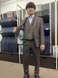 ダブルベストが周りとの差を出す。細かなこだわりで個性を出す。の画像