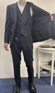 使い勝手の良い、濃紺無地の画像