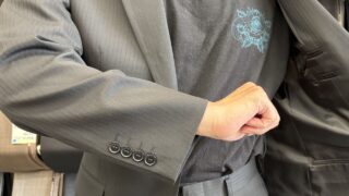 シンプルなシャドーストライプでスマートにの画像