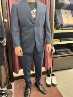 鮮やかブルーの画像