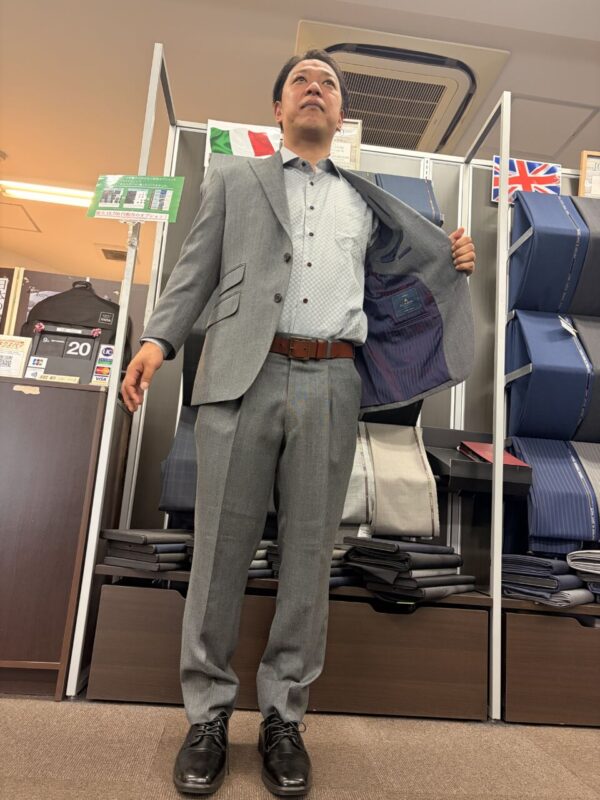 ブランド生地で男らしさを♪のアイキャッチ画像