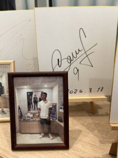 カルリーニョス・ジュニオ選手ご来店の画像