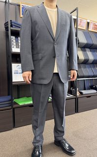 ビジネス用　グレースーツの画像