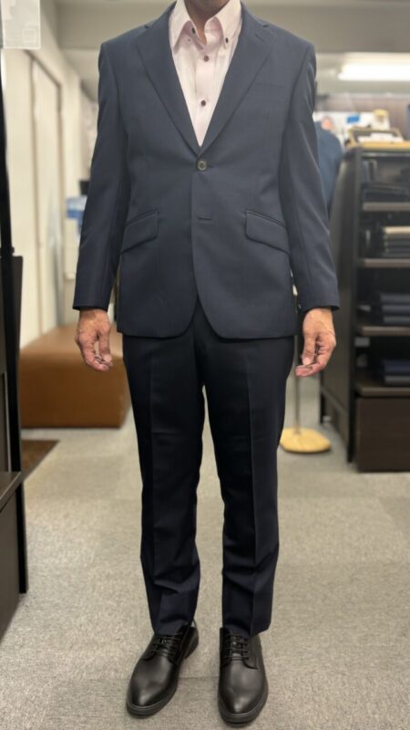 さりげない柄感が魅力。マイクロチェックの一着のアイキャッチ画像