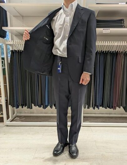 シングルスーツのアイキャッチ画像