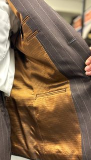 茶系・Wool100％（super100’ｓ）光沢ナチュラルストレッチ素材&ドット柄裏地の画像