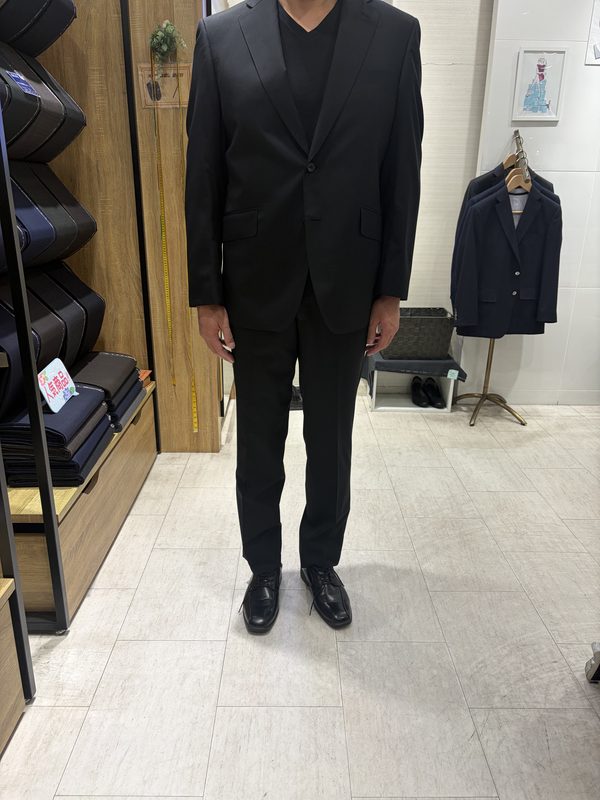 実用的でスッキリとしたビジネススーツに仕上がりましたのアイキャッチ画像