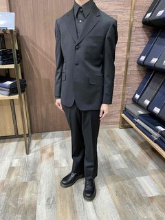 カノニコの艶とこだわりが詰まったライブ衣装モッズスーツの画像