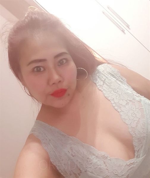 Thai saarbrücken erotische massage Saarbrücken: Asiatinnen