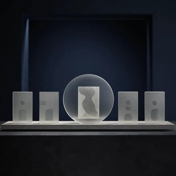 Glass identity forms representing personal information and privacy review