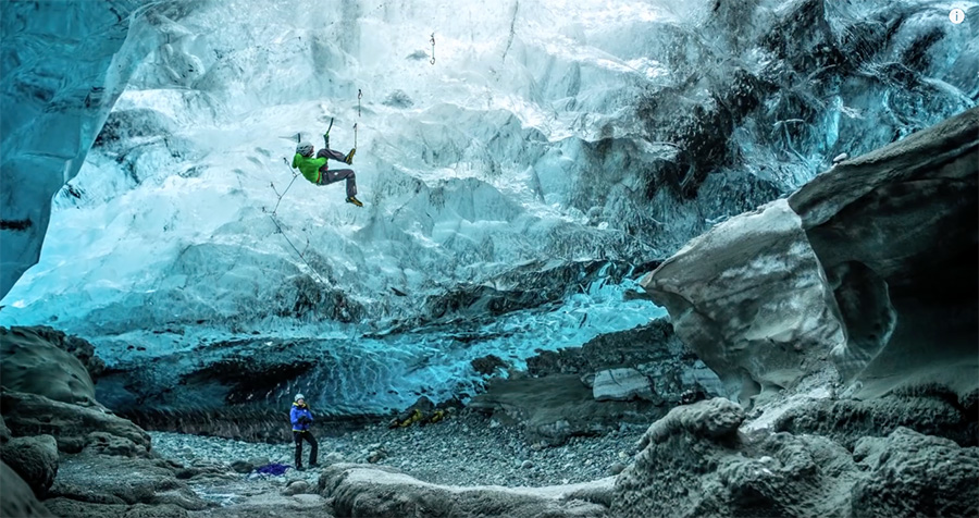 Smugmug-films-ice-climbing-on-orms-connect