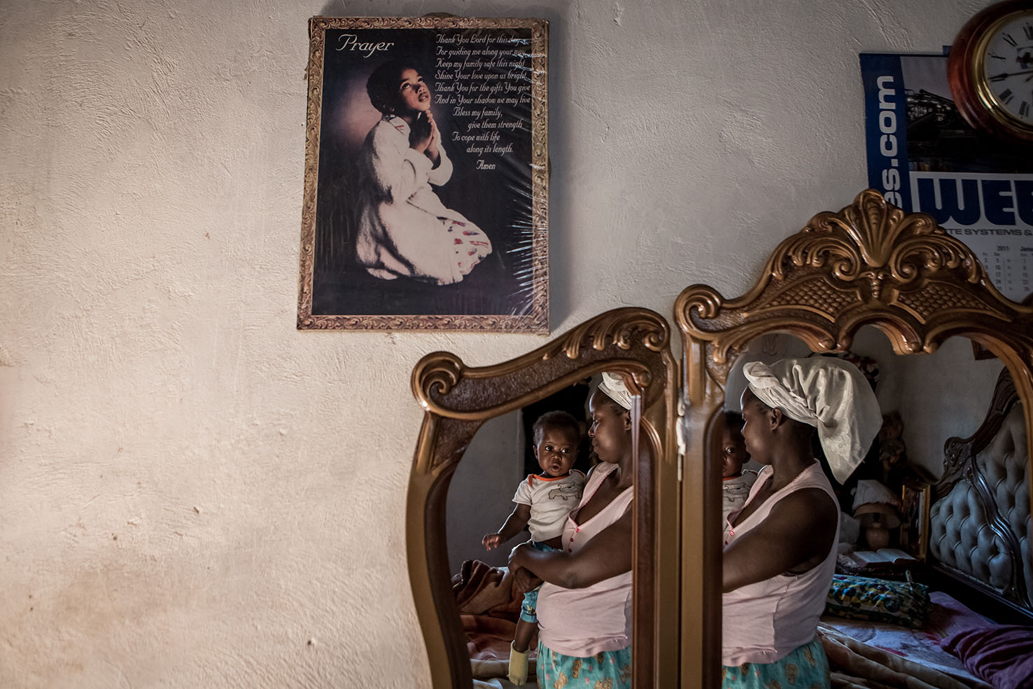 UNICEF Umama Onesibindi Exhibition at Young Blood Gallery shot by Karin Schermbrucker