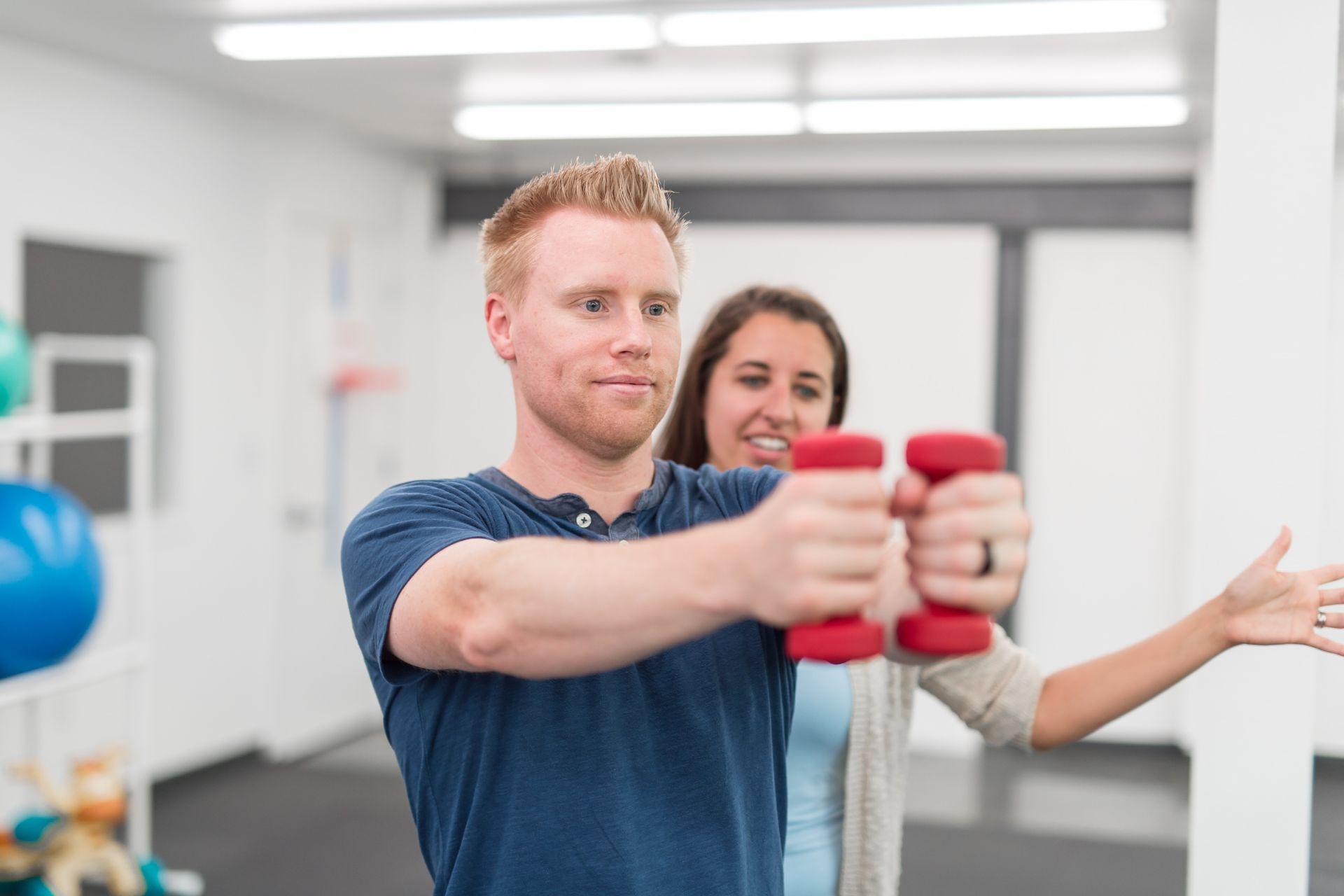 Can repetitive overhead movements lead to thoracic outlet syndrome?