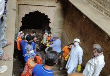 ग्वालियर: प्राचीन जल स्त्रोत संरक्षण एवं स्वच्छता अभियान के अंतर्गत ब्रह्माकुमारीज के सदस्यों ने किया “श्रमदान”