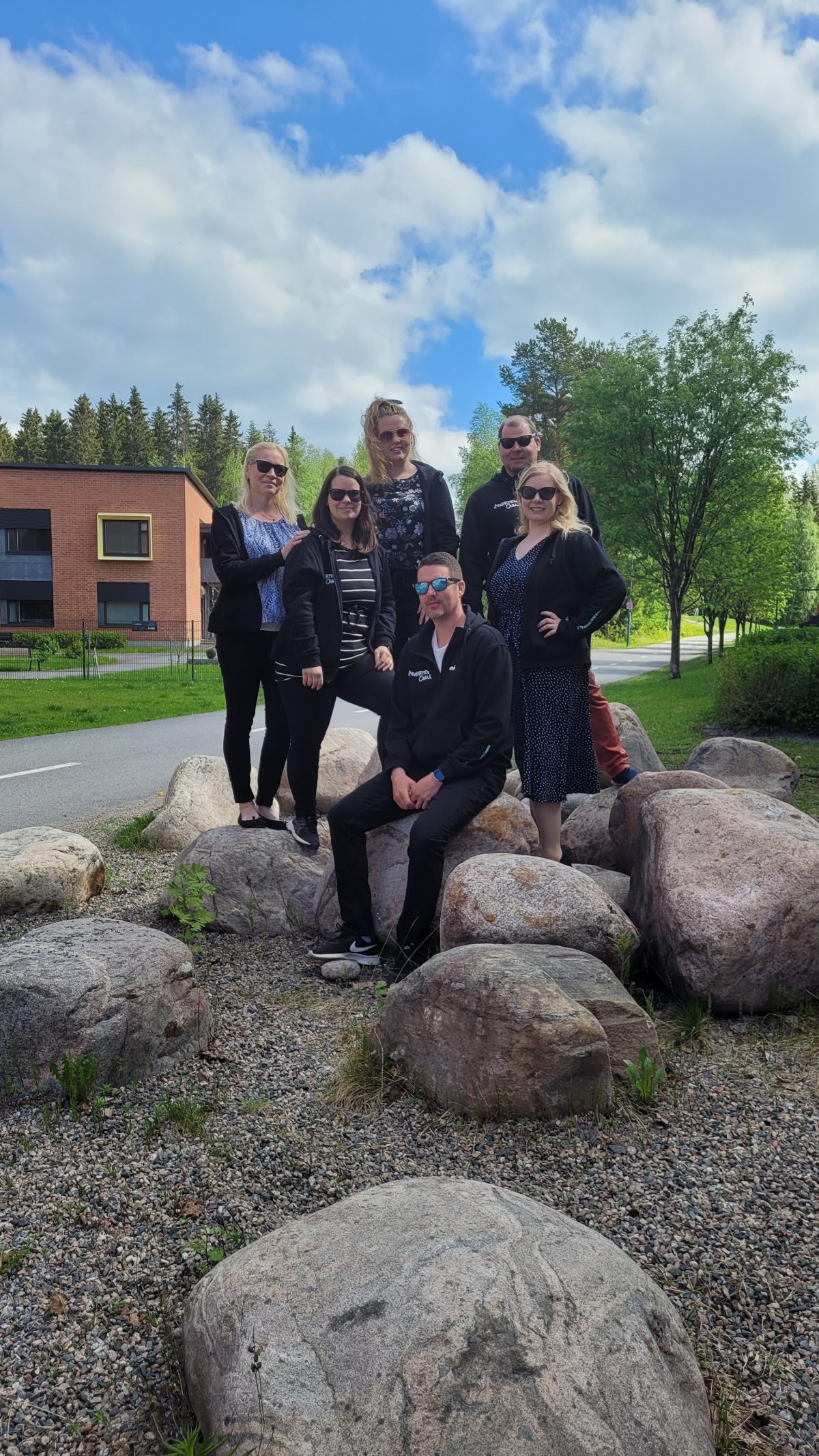 Kuvassa Kaakkurin nuorisotalon ohjaajat