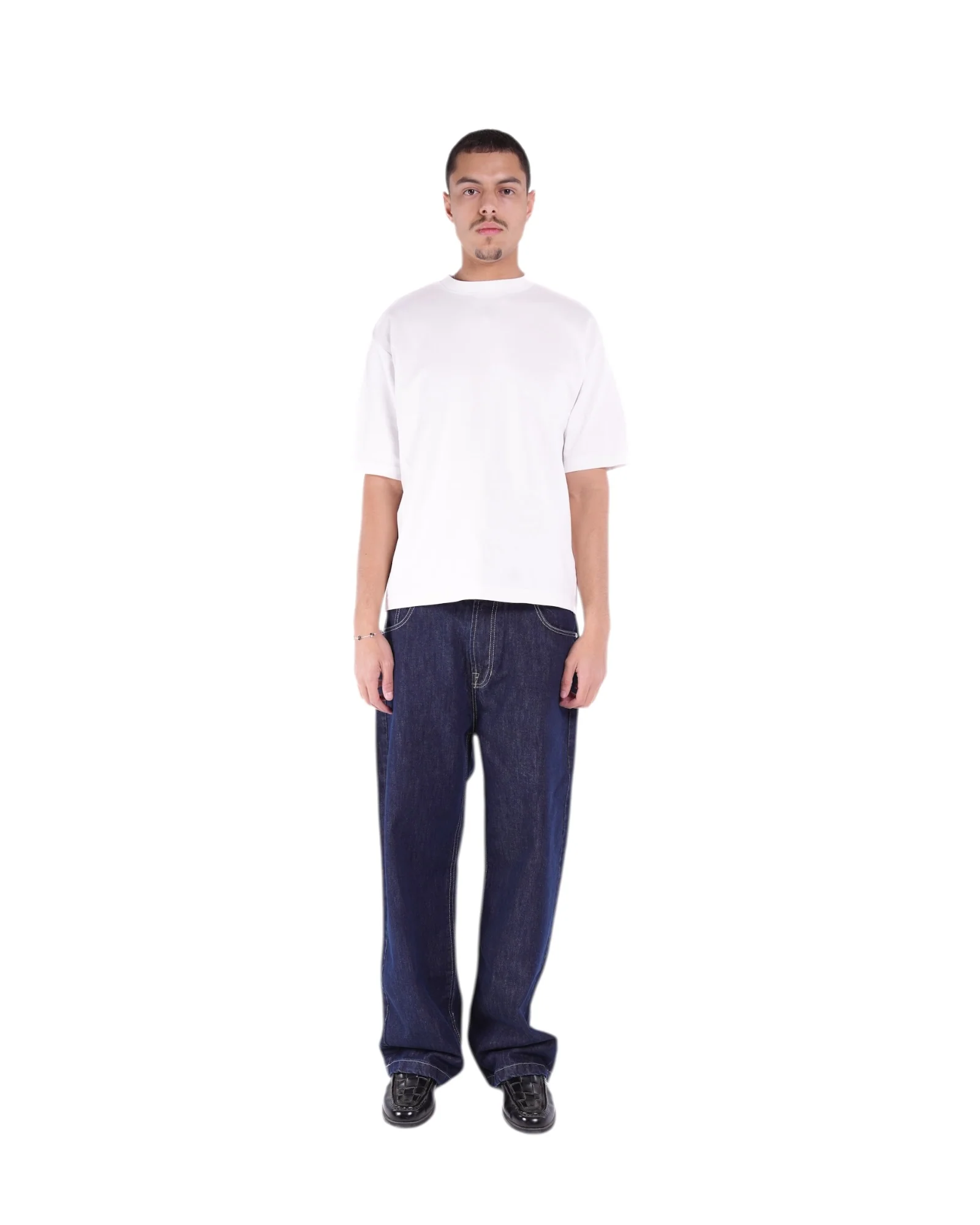 BAGGY-FIT RAW JEANS